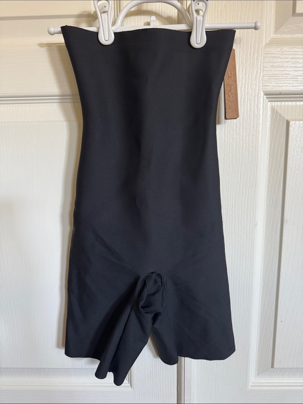 NWT. SKIMS Black Sculpting High-Waist Thigh Shorts Shapewear Size Small